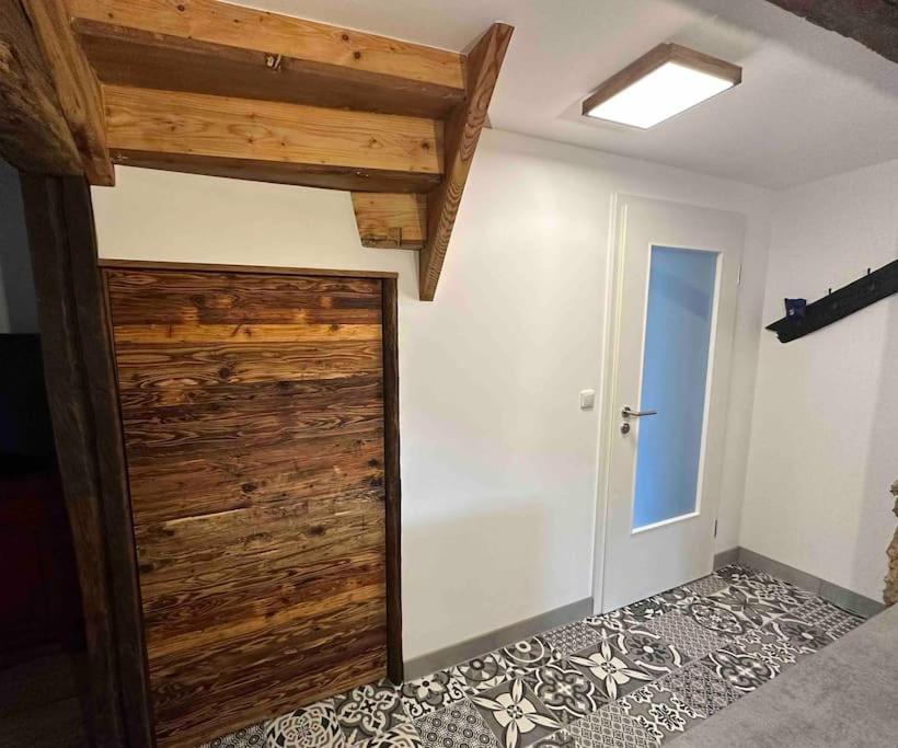 Neue Ferienwohnung Direkt Am Vulkanradweg Ortenberg  Zewnętrze zdjęcie